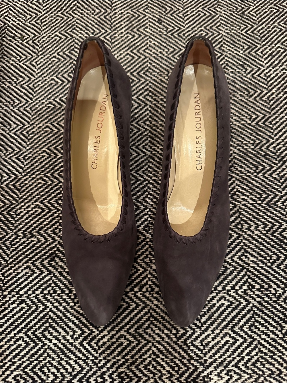 Charles Jourdan Grey Suede Pointed Pumps